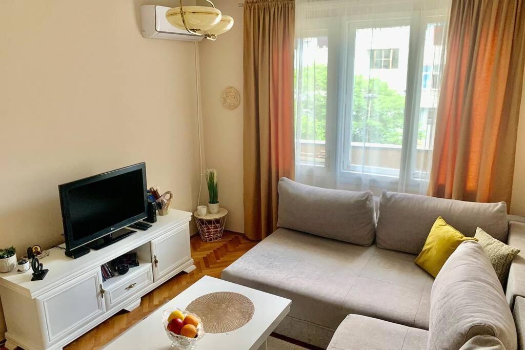 Cute, Spacious Apt In The Heart Of The Old Town Podgorica Exterior foto